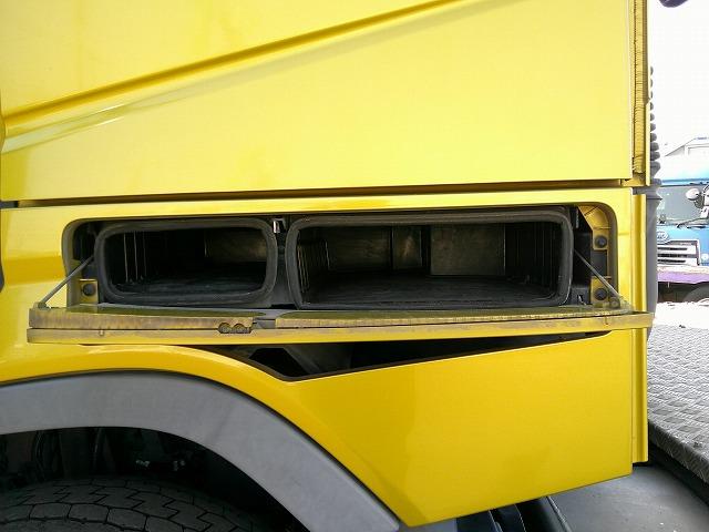 ボルボその他 トレーラーヘッド 第5輪荷重11.5t ハイルーフ 後輪エアサス ハイキャブ 総輪アルミホイール サンルーフ有 電動サンシェード カラーバックモニター有 AT車(2ペダル)(45枚目)