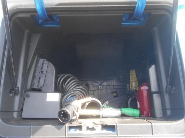 ボルボその他 トレーラーヘッド 第5輪荷重11.5t 後輪エアサス ハイルーフ 440馬力 アルミホイール サンルーフ 電動サンシェード バックモニター付 走行76万km AT車(2ペダル)(9枚目)