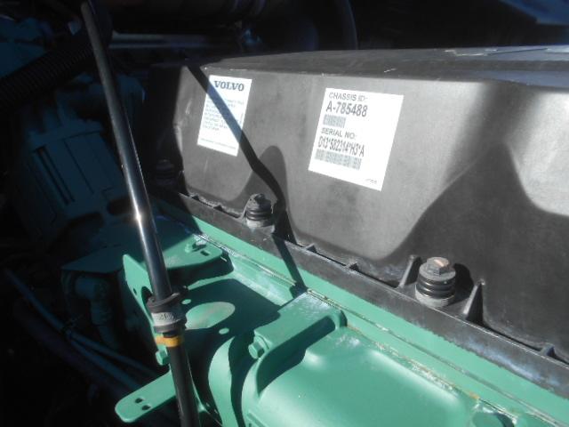 ボルボその他 トレーラーヘッド 第5輪荷重11.5t 後輪エアサス ハイルーフ 440馬力 アルミホイール サンルーフ 電動サンシェード バックモニター付 走行76万km AT車(2ペダル)(58枚目)