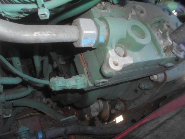 ボルボその他 トレーラーヘッド 第5輪荷重11.5t 後輪エアサス ハイルーフ 440馬力 アルミホイール サンルーフ 電動サンシェード バックモニター付 走行76万km AT車(2ペダル)(60枚目)