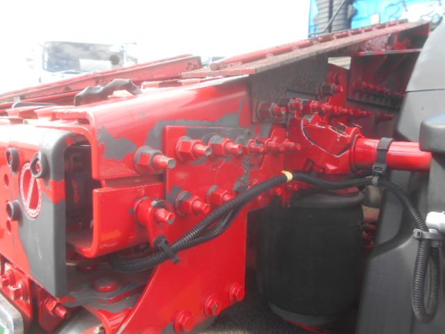 ボルボその他 トレーラーヘッド 第5輪荷重11.5t 後輪エアサス ハイルーフ 440馬力 アルミホイール サンルーフ 電動サンシェード バックモニター付 走行76万km AT車(2ペダル)(67枚目)