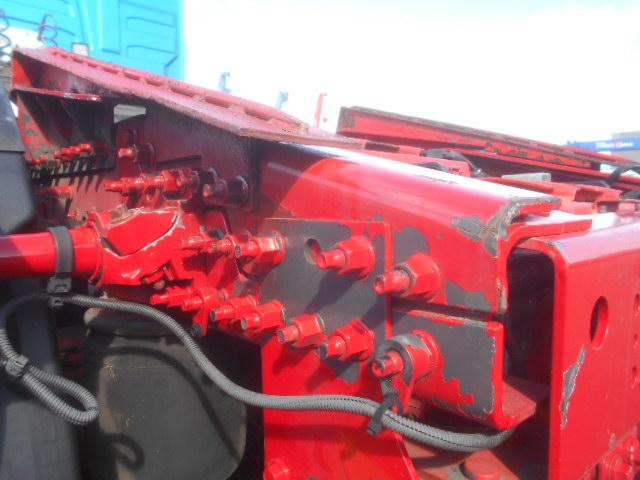 ボルボその他 トレーラーヘッド 第5輪荷重11.5t 後輪エアサス ハイルーフ 440馬力 アルミホイール サンルーフ 電動サンシェード バックモニター付 走行76万km AT車(2ペダル)(68枚目)