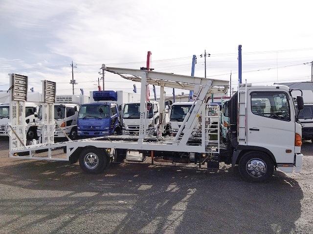 ヒノレンジャー 車両運搬車 2台積み 上物丸文製 積載3.05t 上物内寸580×215 自動歩み付 歩み寸法(1本)326×58 バックモニター付 ETC付 走行38.4万km 6速ミッション(4枚目)