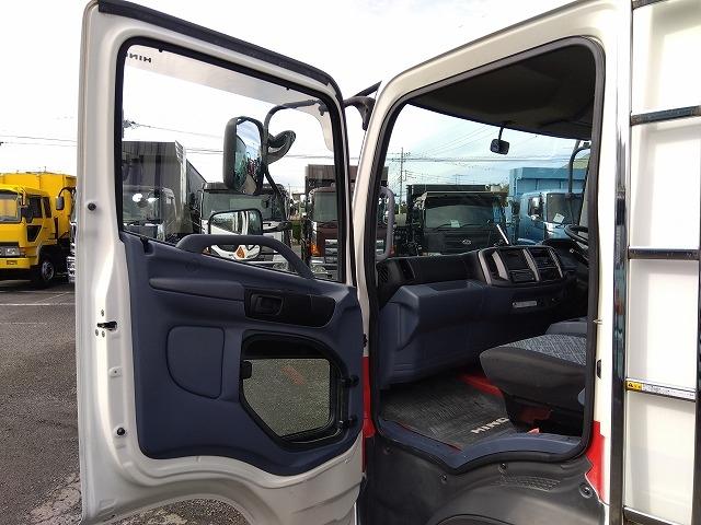 ヒノレンジャー 車両運搬車 2台積み 上物丸文製 積載3.05t 上物内寸580×215 自動歩み付 歩み寸法(1本)326×58 バックモニター付 ETC付 走行38.4万km 6速ミッション(10枚目)