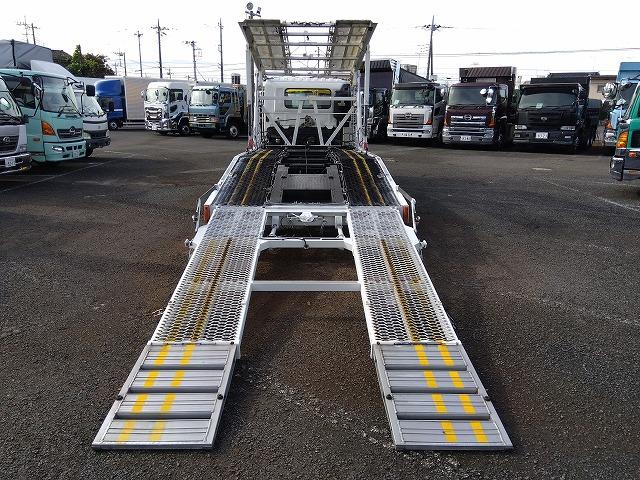 ヒノレンジャー 車両運搬車 2台積み 上物丸文製 積載3.05t 上物内寸580×215 自動歩み付 歩み寸法(1本)326×58 バックモニター付 ETC付 走行38.4万km 6速ミッション(25枚目)