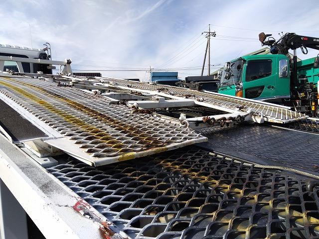 ヒノレンジャー 車両運搬車 2台積み 上物丸文製 積載3.05t 上物内寸580×215 自動歩み付 歩み寸法(1本)326×58 バックモニター付 ETC付 走行38.4万km 6速ミッション(35枚目)