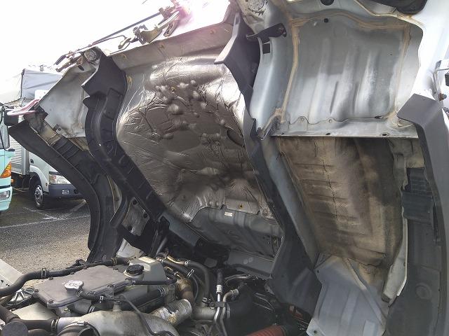 ヒノレンジャー 車両運搬車 2台積み 上物丸文製 積載3.05t 上物内寸580×215 自動歩み付 歩み寸法(1本)326×58 バックモニター付 ETC付 走行38.4万km 6速ミッション(54枚目)