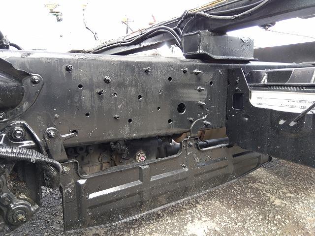 ヒノレンジャー 車両運搬車 2台積み 上物丸文製 積載3.05t 上物内寸580×215 自動歩み付 歩み寸法(1本)326×58 バックモニター付 ETC付 走行38.4万km 6速ミッション(63枚目)