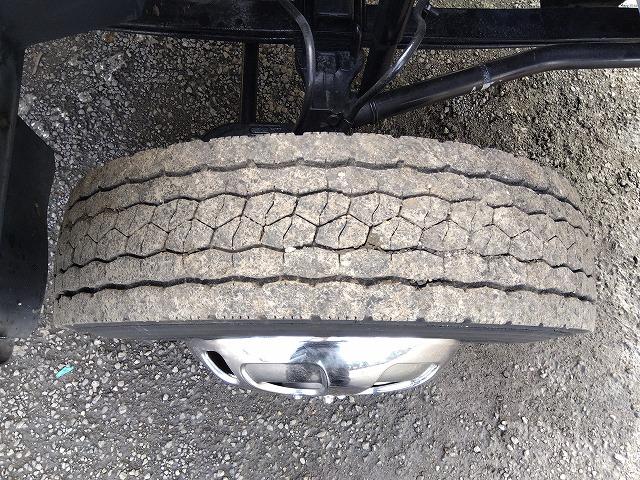 ヒノレンジャー 車両運搬車 2台積み 上物丸文製 積載3.05t 上物内寸580×215 自動歩み付 歩み寸法(1本)326×58 バックモニター付 ETC付 走行38.4万km 6速ミッション(65枚目)