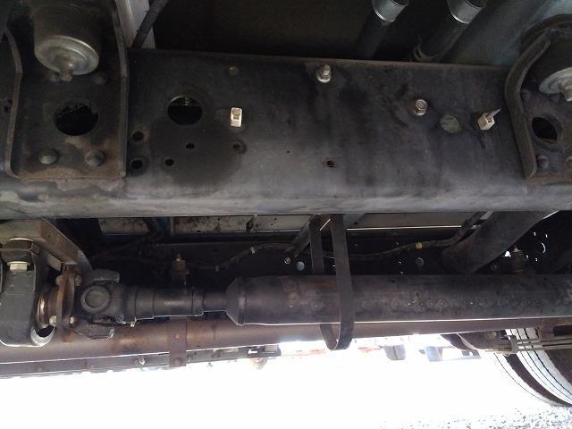 ローザ 　マイクロバス　２５人乗り　スーパーロング　リクライニングシート　荷物デッキ付　自動スライドドア　インターロック付　バックモニター付　ＡＴ車　走行１１．７万ｋｍ　タイヤサイズ２０５／８０Ｒ１７．５（55枚目）