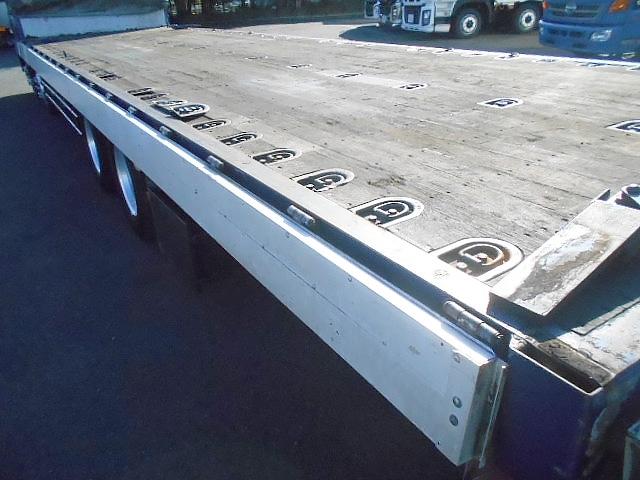 ギガ アルミブロック平ボディ 5方開 支柱抜き差し可 荷台床木張り 内フック27対 センターフック15カ所 荷台内寸951x235x20 後輪エアサス 7速ミッション 積載15t 25t車 リターダー有(7枚目)