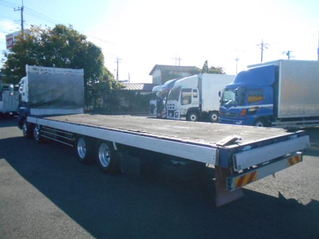 ギガ アルミブロック平ボディ 5方開 支柱抜き差し可 荷台床木張り 内フック27対 センターフック15カ所 荷台内寸951x235x20 後輪エアサス 7速ミッション 積載15t 25t車 リターダー有(20枚目)