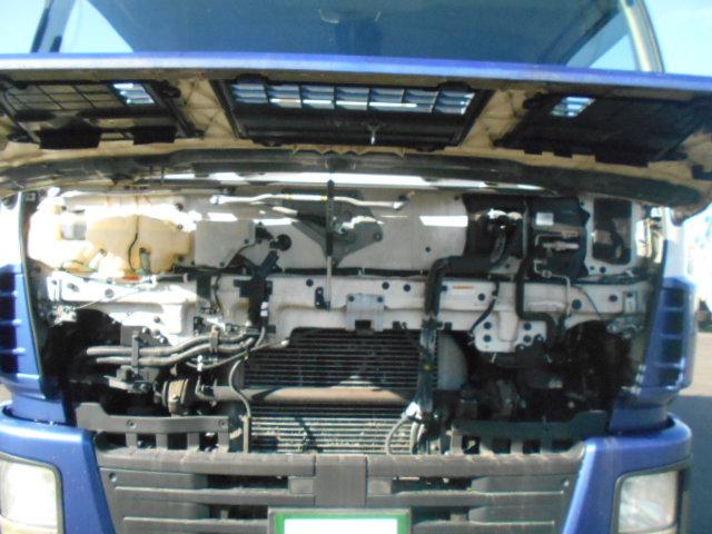 ギガ アルミブロック平ボディ 5方開 支柱抜き差し可 荷台床木張り 内フック27対 センターフック15カ所 荷台内寸951x235x20 後輪エアサス 7速ミッション 積載15t 25t車 リターダー有(40枚目)