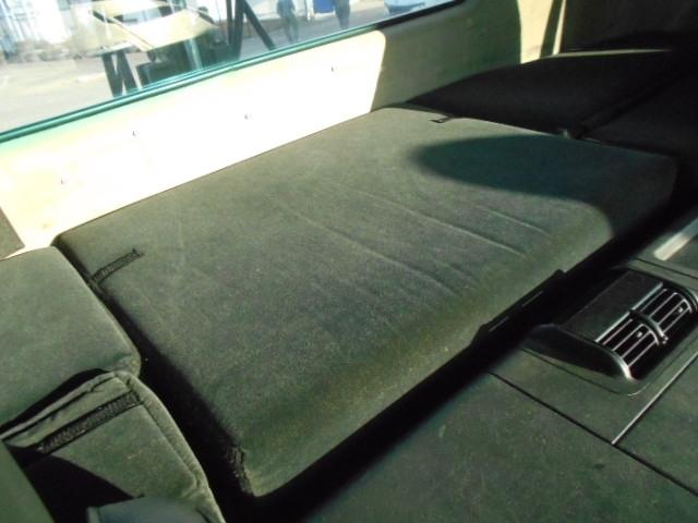 スーパーグレート 　トレーラーヘッド　第５輪荷重１８ｔ　一括緩和　プレミアムライン　エグゼグティブパッケージ　２デフ　パイロットシフト　走行３３万ｋｍ　ハイルーフ　メッキパーツ　エンジン出力４６０ＰＳ　ターボ車（10枚目）