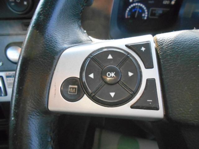 スーパーグレート 　トレーラーヘッド　第５輪荷重１８ｔ　一括緩和　プレミアムライン　エグゼグティブパッケージ　２デフ　パイロットシフト　走行３３万ｋｍ　ハイルーフ　メッキパーツ　エンジン出力４６０ＰＳ　ターボ車（22枚目）