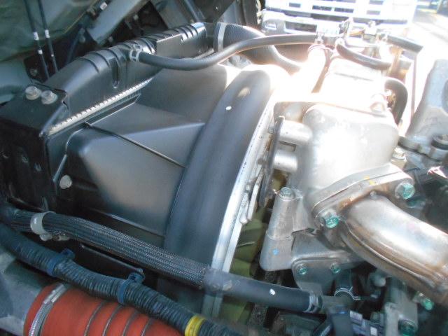 ヒノレンジャー 　アルミブロック平ボディ　積載３．２ｔ　荷台寸６１６ｘ２２４ｘ６０　セミワイドボディ　荷台床木張り　内フック有　アオリサポート付　アルミブロックアオリ　横ネタステンレス製　後輪エアサス　シートキャリア付（45枚目）