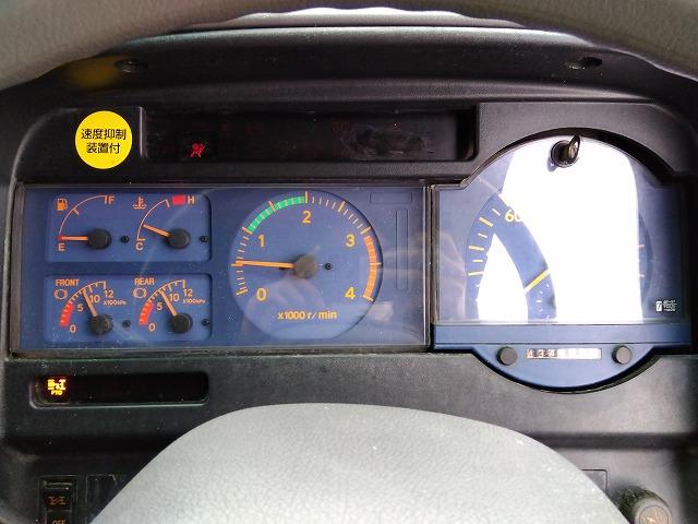 ヒノレンジャー 　セーフティローダー　上物花見台製　積載１１ｔ　ウインチ付　自動歩み付　増トン車　２デフ　ベッド付　走行４３．５万ｋｍ　６速ミッション　タイヤサイズ２４５／７０Ｒ１９．５（17枚目）