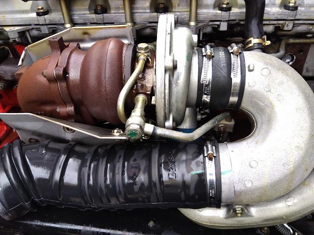 ヒノレンジャー 　セーフティローダー　上物花見台製　積載１１ｔ　ウインチ付　自動歩み付　増トン車　２デフ　ベッド付　走行４３．５万ｋｍ　６速ミッション　タイヤサイズ２４５／７０Ｒ１９．５（54枚目）