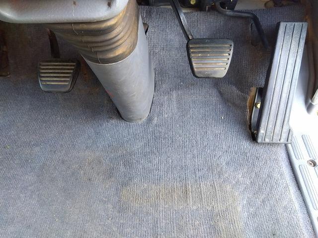 キャンター PG付クレーン付平ボディ 上物古河ユニック製 3段ブーム 2.9t吊 フックイン 差し違いアウトリガー 積載3.55t 荷台寸378×208×37 ワイド超ロングボディ アオリサポート付 垂直PG付(19枚目)