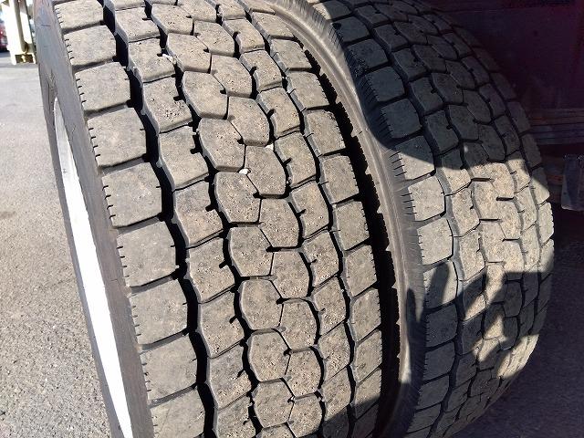 キャンター PG付クレーン付平ボディ 上物古河ユニック製 3段ブーム 2.9t吊 フックイン 差し違いアウトリガー 積載3.55t 荷台寸378×208×37 ワイド超ロングボディ アオリサポート付 垂直PG付(68枚目)