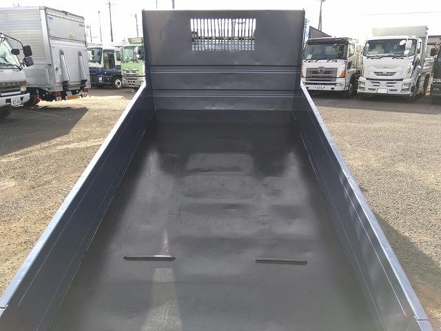 エルフトラック ローダーダンプ/セーフティダンプ 上物花見台製 積載3t 荷台寸法304x160x36 4ナンバー シートキャリア付 メッキパーツ ETC 走行10.6万km 5速ミッション(26枚目)