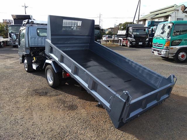 エルフトラック ローダーダンプ/セーフティダンプ 上物花見台製 積載3t 荷台寸法304x160x36 4ナンバー シートキャリア付 メッキパーツ ETC 走行10.6万km 5速ミッション(38枚目)