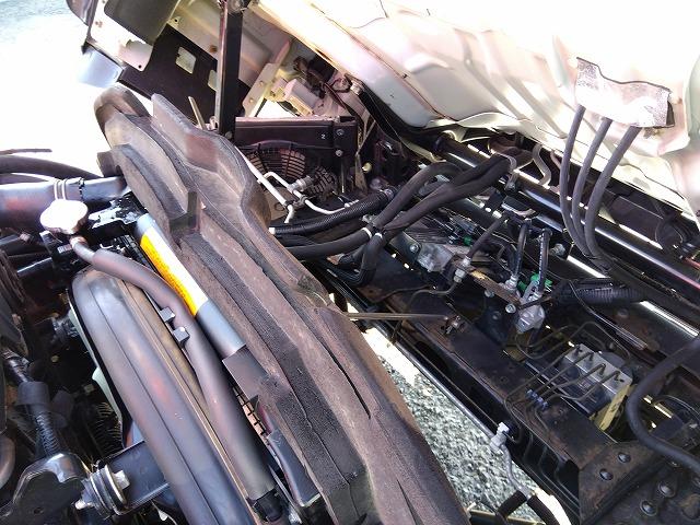 エルフトラック クレーン付平ボディ 上物古河ユニック製 4段ブーム ラジコン付(無線) フックイン 2.9t吊り 差し違いアウトリガー 積載3t ワイドボディ 荷台寸法356x208x35 荷台床木張り 内フック付(46枚目)