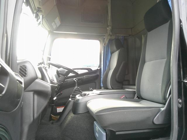 ヒノレンジャー 　アルミウイング　上物トランテックス製　積載７ｔ　荷台寸７２７×２２３×２３１　７．２ｍセミワイドボディ　増トン車　ラッシングレール１段　内フック８対　ハイルーフ　リーフサス　横ネタ鉄製　社外ナビ有（16枚目）