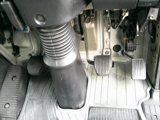 ヒノレンジャー 　アルミウイング　上物トランテックス製　積載７ｔ　荷台寸７２７×２２３×２３１　７．２ｍセミワイドボディ　増トン車　ラッシングレール１段　内フック８対　ハイルーフ　リーフサス　横ネタ鉄製　社外ナビ有（28枚目）