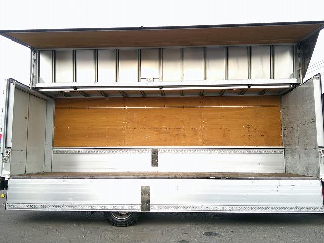 ヒノレンジャー 　アルミウイング　上物トランテックス製　積載７ｔ　荷台寸７２７×２２３×２３１　７．２ｍセミワイドボディ　増トン車　ラッシングレール１段　内フック８対　ハイルーフ　リーフサス　横ネタ鉄製　社外ナビ有（37枚目）