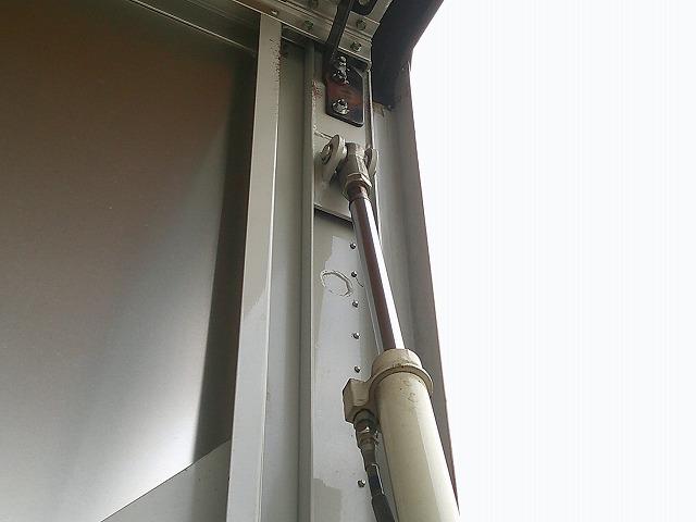 ヒノレンジャー 　アルミウイング　上物トランテックス製　積載７ｔ　荷台寸７２７×２２３×２３１　７．２ｍセミワイドボディ　増トン車　ラッシングレール１段　内フック８対　ハイルーフ　リーフサス　横ネタ鉄製　社外ナビ有（39枚目）