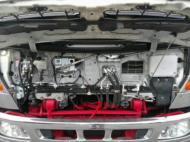 ヒノレンジャー 　アルミウイング　上物トランテックス製　積載７ｔ　荷台寸７２７×２２３×２３１　７．２ｍセミワイドボディ　増トン車　ラッシングレール１段　内フック８対　ハイルーフ　リーフサス　横ネタ鉄製　社外ナビ有（63枚目）