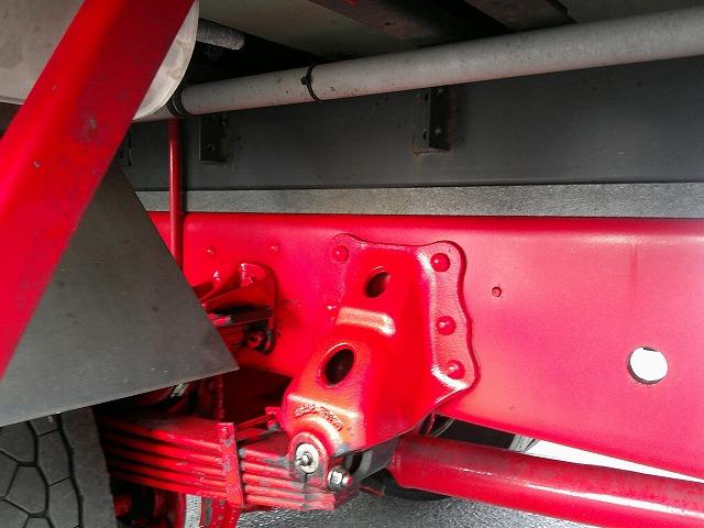 ヒノレンジャー 　アルミウイング　上物トランテックス製　積載７ｔ　荷台寸７２７×２２３×２３１　７．２ｍセミワイドボディ　増トン車　ラッシングレール１段　内フック８対　ハイルーフ　リーフサス　横ネタ鉄製　社外ナビ有（72枚目）