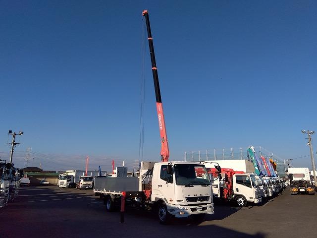 ファイター クレーン付アルミブロック平ボディ 上物古河ユニック製 4段ブーム ラジコン付(無線) 2.9t吊 フックイン 差し違い&角足 6m標準ボディ 荷台寸法605x217x79 荷台床縞板張 内フック有(31枚目)