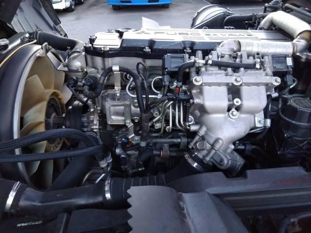 ファイター クレーン付アルミブロック平ボディ 上物古河ユニック製 4段ブーム ラジコン付(無線) 2.9t吊 フックイン 差し違い&角足 6m標準ボディ 荷台寸法605x217x79 荷台床縞板張 内フック有(45枚目)