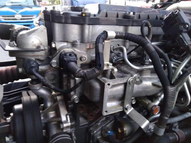 ファイター クレーン付アルミブロック平ボディ 上物古河ユニック製 4段ブーム ラジコン付(無線) 2.9t吊 フックイン 差し違い&角足 6m標準ボディ 荷台寸法605x217x79 荷台床縞板張 内フック有(46枚目)