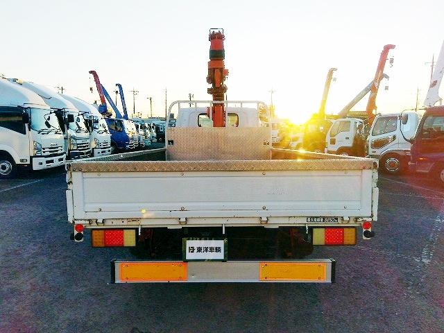 アトラストラック クレーン付平ボディ 上物古河ユニック製 6段ブーム ラジコン付(無線) 2.6t吊 リアジャッキ付 フックイン ワイド超ロングボディ 積載3.25t 荷台寸法434x208x39 荷台床鉄板張り(7枚目)