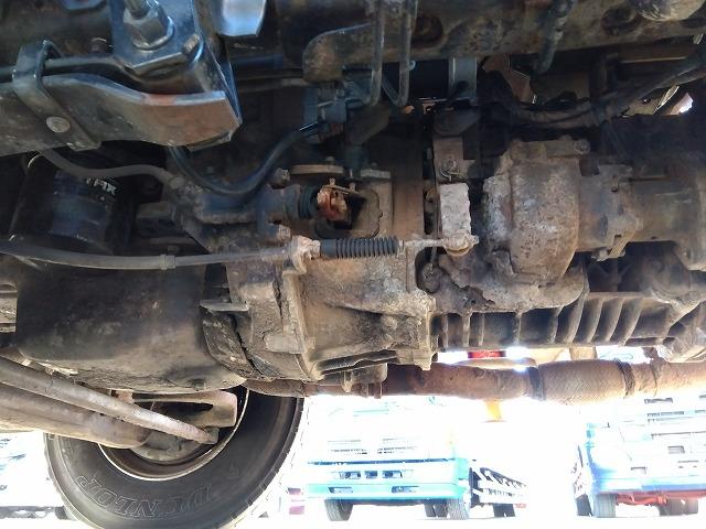 アトラストラック クレーン付平ボディ 上物古河ユニック製 6段ブーム ラジコン付(無線) 2.6t吊 リアジャッキ付 フックイン ワイド超ロングボディ 積載3.25t 荷台寸法434x208x39 荷台床鉄板張り(52枚目)