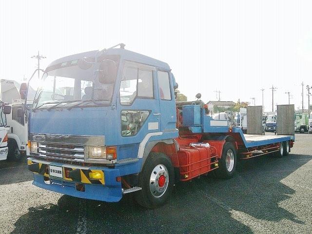 ザ・グレート 　トレーラーセット【ヘッド詳細】　第５輪荷重８ｔ　花見台製ハイリフトカプラ　後輪エアサス　総輪アルミホイール　７速ミッション　走行４１万ｋｍ台　タイヤサイズ２７５／８０Ｒ２２．５　Ｖ８エンジン（3枚目）