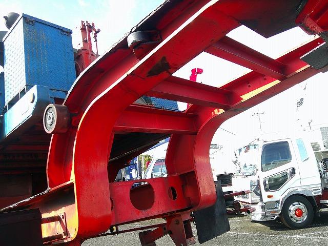 ザ・グレート 　トレーラーセット【ヘッド詳細】　第５輪荷重８ｔ　花見台製ハイリフトカプラ　後輪エアサス　総輪アルミホイール　７速ミッション　走行４１万ｋｍ台　タイヤサイズ２７５／８０Ｒ２２．５　Ｖ８エンジン（31枚目）