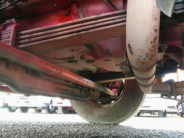 ザ・グレート 　トレーラーセット【ヘッド詳細】　第５輪荷重８ｔ　花見台製ハイリフトカプラ　後輪エアサス　総輪アルミホイール　７速ミッション　走行４１万ｋｍ台　タイヤサイズ２７５／８０Ｒ２２．５　Ｖ８エンジン（55枚目）