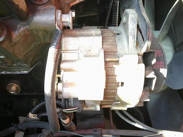 ザ・グレート 　トレーラーセット【ヘッド詳細】　第５輪荷重８ｔ　花見台製ハイリフトカプラ　後輪エアサス　総輪アルミホイール　７速ミッション　走行４１万ｋｍ台　タイヤサイズ２７５／８０Ｒ２２．５　Ｖ８エンジン（58枚目）