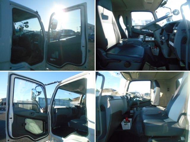 ファイター 　汚泥吸引車　上物モリタエコノス製　型式ＲＢＸ５０ＰＶＤＢＫ　風量５０立米／分　積載容量２２００Ｌ＋水タンク１００Ｌ　タンク・配管ステン　オールステン　走行１２０４５ｋｍ　ベッド付（14枚目）