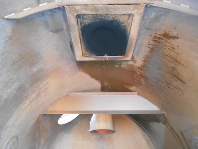 ファイター 　汚泥吸引車　上物モリタエコノス製　型式ＲＢＸ５０ＰＶＤＢＫ　風量５０立米／分　積載容量２２００Ｌ＋水タンク１００Ｌ　タンク・配管ステン　オールステン　走行１２０４５ｋｍ　ベッド付（24枚目）