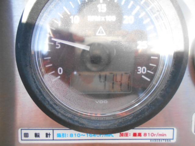 ファイター 　汚泥吸引車　上物モリタエコノス製　型式ＲＢＸ５０ＰＶＤＢＫ　風量５０立米／分　積載容量２２００Ｌ＋水タンク１００Ｌ　タンク・配管ステン　オールステン　走行１２０４５ｋｍ　ベッド付（42枚目）