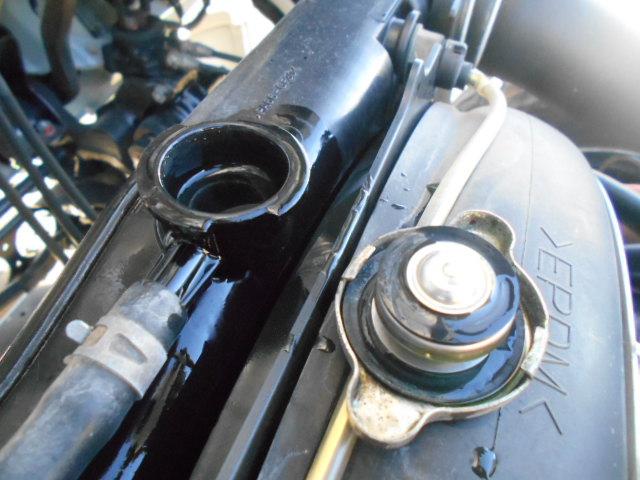 ファイター 　汚泥吸引車　上物モリタエコノス製　型式ＲＢＸ５０ＰＶＤＢＫ　風量５０立米／分　積載容量２２００Ｌ＋水タンク１００Ｌ　タンク・配管ステン　オールステン　走行１２０４５ｋｍ　ベッド付（49枚目）