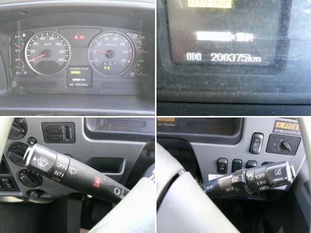 ファイター 　クレーン付平ボディ　上物古河ユニック製　４段ブーム　２．９ｔ吊　フックイン　角足、差違いアウトリガー　リアジャッキ付　積載７．１ｔ　荷台寸５０９ｘ２３８ｘ１７　ワイドボディ　荷台床木張り　内フック９対（16枚目）