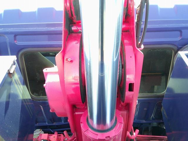 ファイター 　クレーン付平ボディ　上物古河ユニック製　４段ブーム　２．９ｔ吊　フックイン　角足、差違いアウトリガー　リアジャッキ付　積載７．１ｔ　荷台寸５０９ｘ２３８ｘ１７　ワイドボディ　荷台床木張り　内フック９対（29枚目）