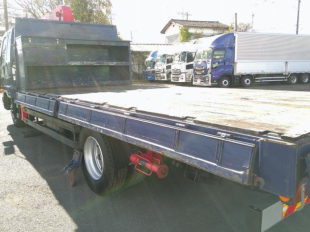 ファイター 　クレーン付平ボディ　上物古河ユニック製　４段ブーム　２．９ｔ吊　フックイン　角足、差違いアウトリガー　リアジャッキ付　積載７．１ｔ　荷台寸５０９ｘ２３８ｘ１７　ワイドボディ　荷台床木張り　内フック９対（36枚目）