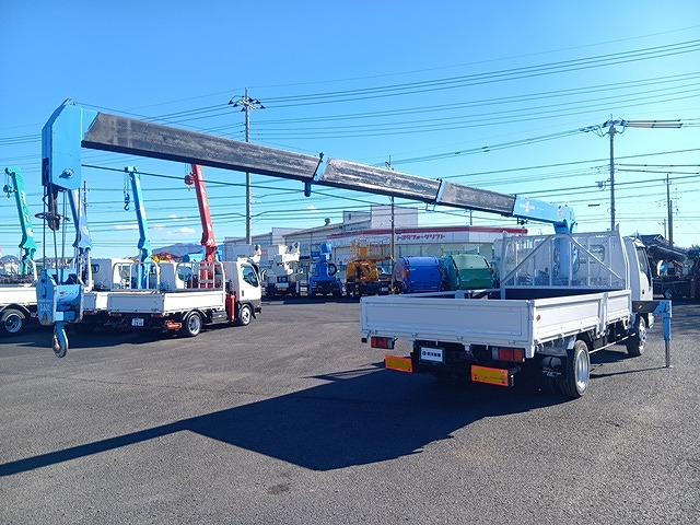 エルフトラック 　クレーン付平ボディ　上物タダノ製　４段ブーム　ラジコン付（無線）　フックイン　２．６ｔ吊り　積載３ｔ　ワイドロングボディ　アオリ５方開　荷台寸４１１ｘ２０８ｘ３７（35枚目）